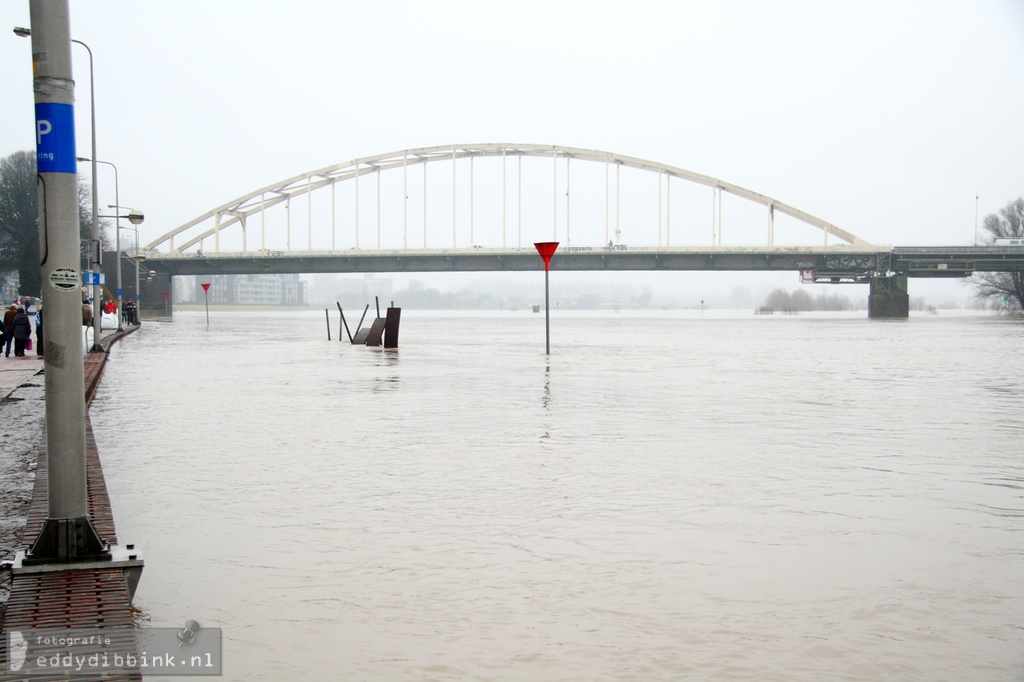 2011-01-13 Hoog water, Deventer 008